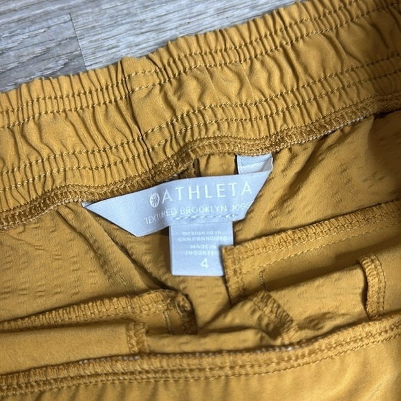 Athleta Women’s Textured Brooklyn Jogger Pants Tuscan Gold Sz 4 - Picture 6 of 14